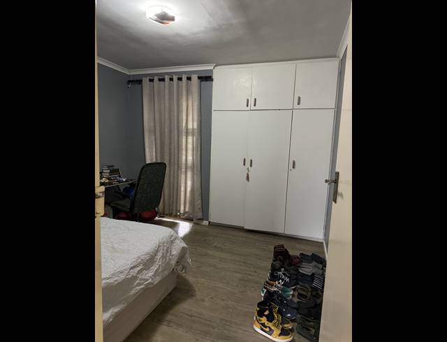5 BEDROOM FREESTANDING FOR SALE IN TABLE VIEW